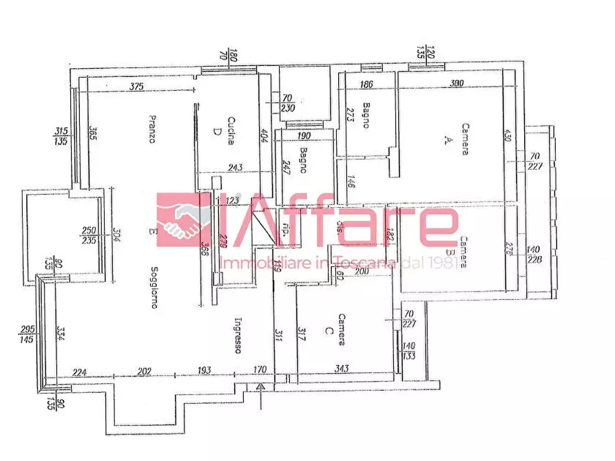 Immagine 40 di Appartamento in vendita  a Montecatini Terme