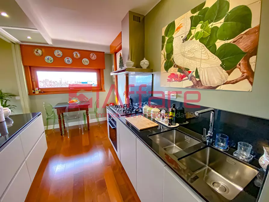 Immagine 18 di Appartamento in vendita  a Montecatini Terme