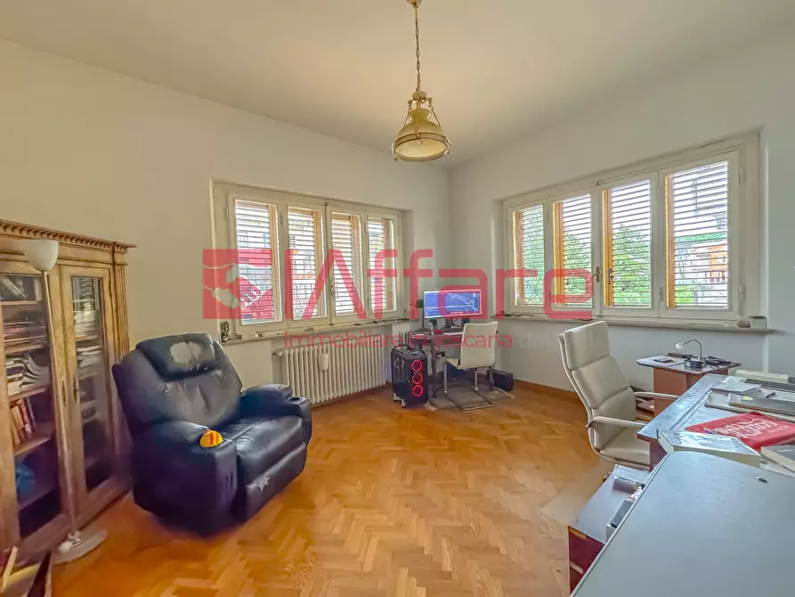 Immagine 22 di Villa in vendita  a Montecatini Terme