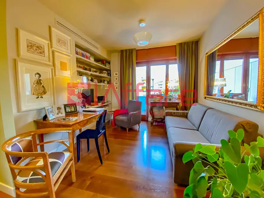 Immagine 37 di Appartamento in vendita  a Montecatini Terme