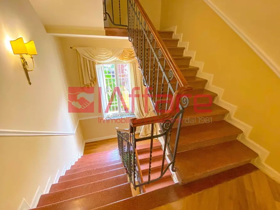 Immagine 23 di Casa indipendente in vendita  a Montecatini Terme