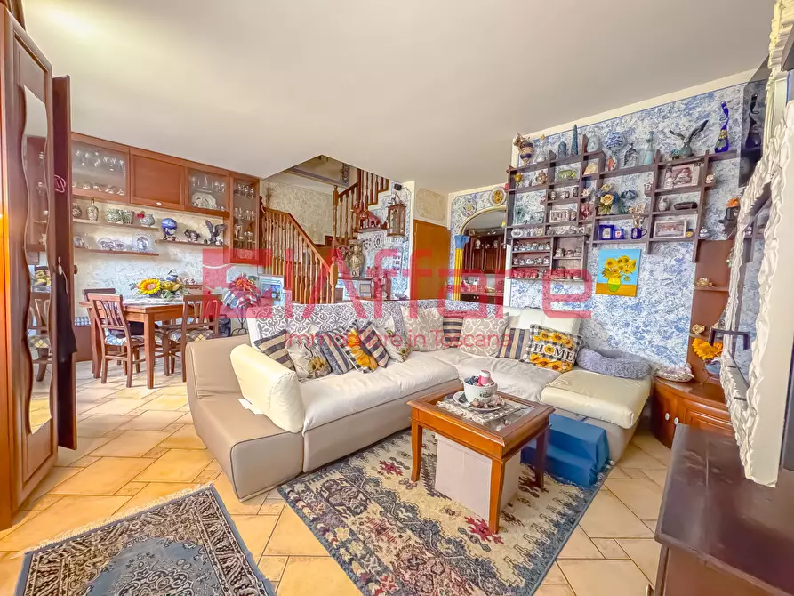 Immagine 2 di Appartamento in vendita  a Lamporecchio