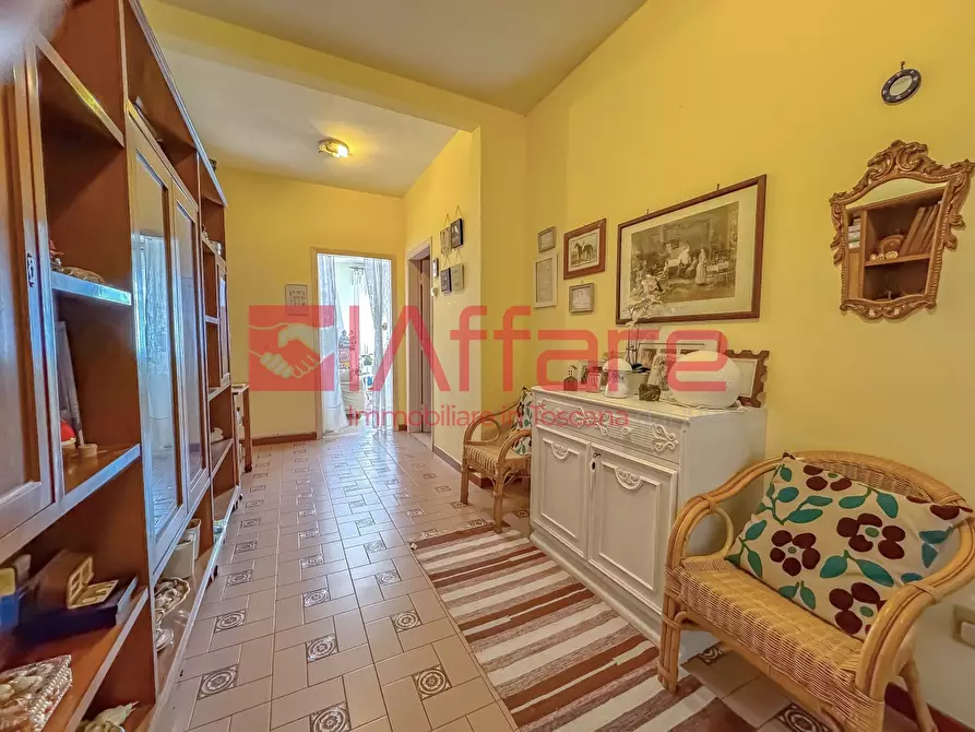 Immagine 29 di Villa in vendita  a Montecatini Terme