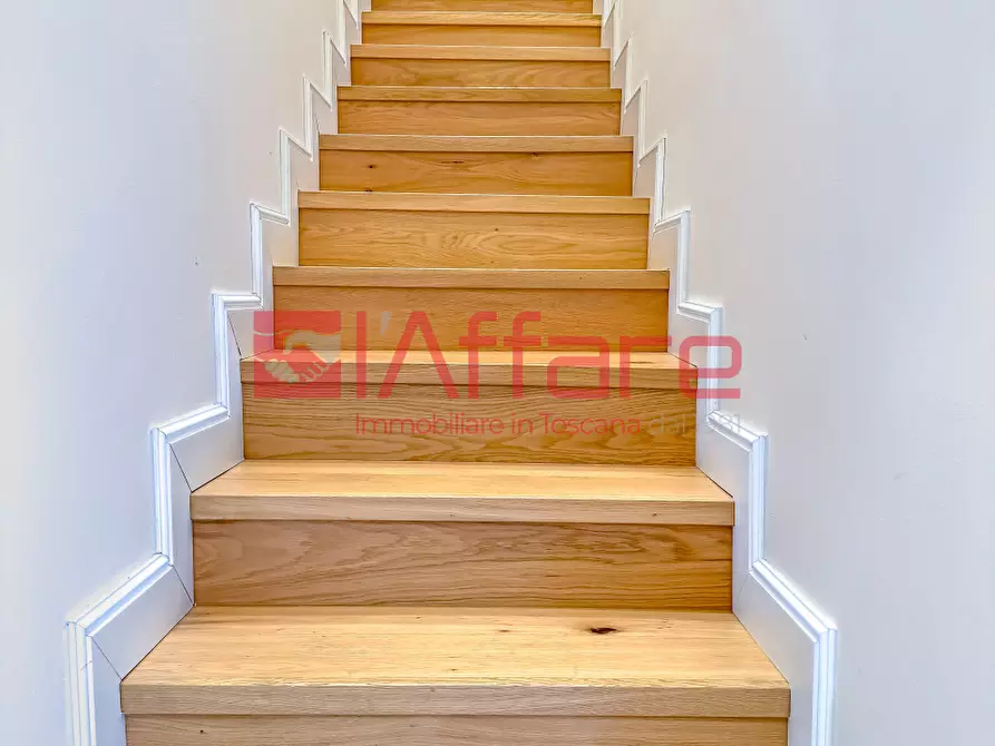 Immagine 20 di Villa in vendita  a Montecatini Terme