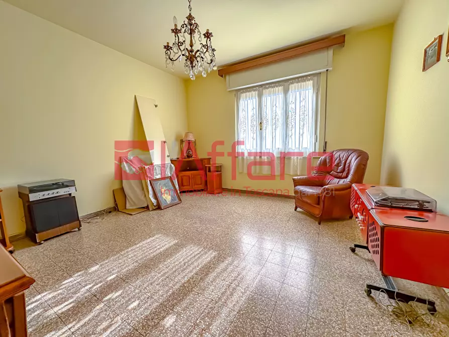 Immagine 31 di Villa in vendita  a Montecatini Terme