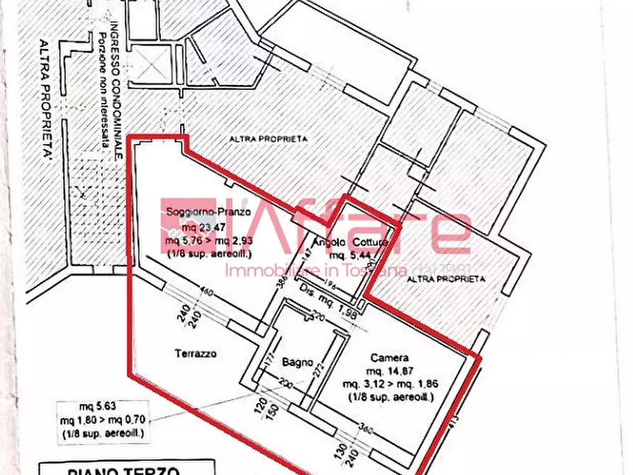 Immagine 17 di Appartamento in vendita  a Montecatini Terme