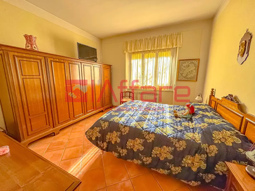 Immagine 9 di Villa in vendita  a Montecatini Terme