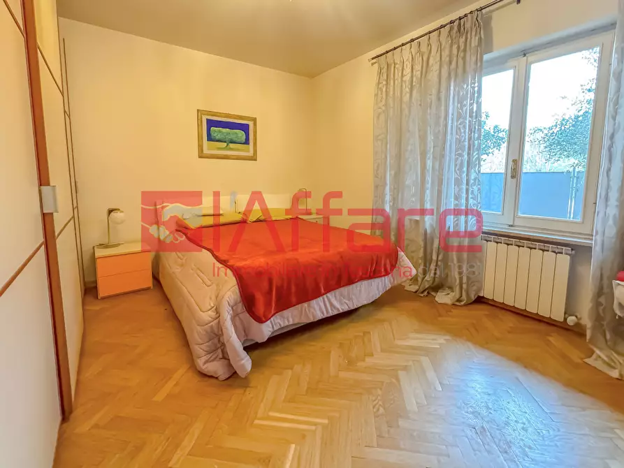 Immagine 38 di Villa in vendita  a Montecatini Terme