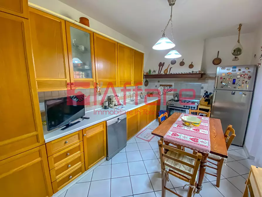 Immagine 38 di Rustico / casale in vendita  a Montecatini Terme