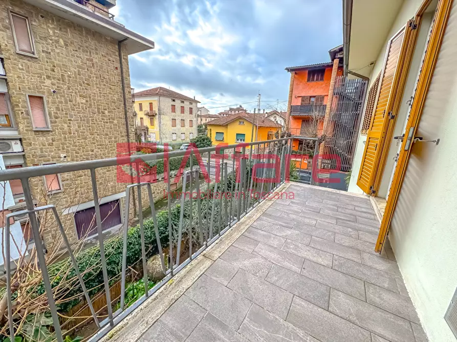 Immagine 19 di Villa in vendita  a Montecatini Terme