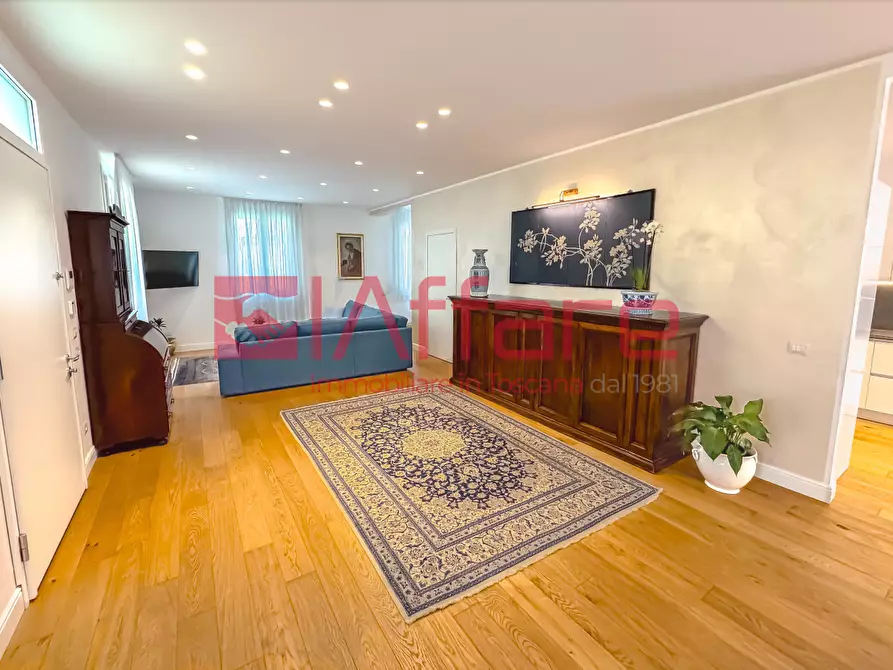 Immagine 12 di Villa in vendita  a Montecatini Terme