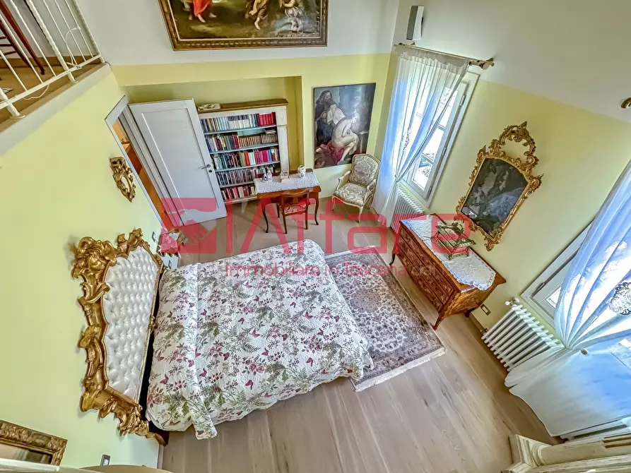 Immagine 34 di Villa in vendita  a Montecatini Terme