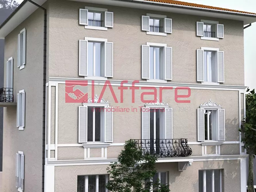 Immagine 17 di Appartamento in vendita  a Montecatini Terme