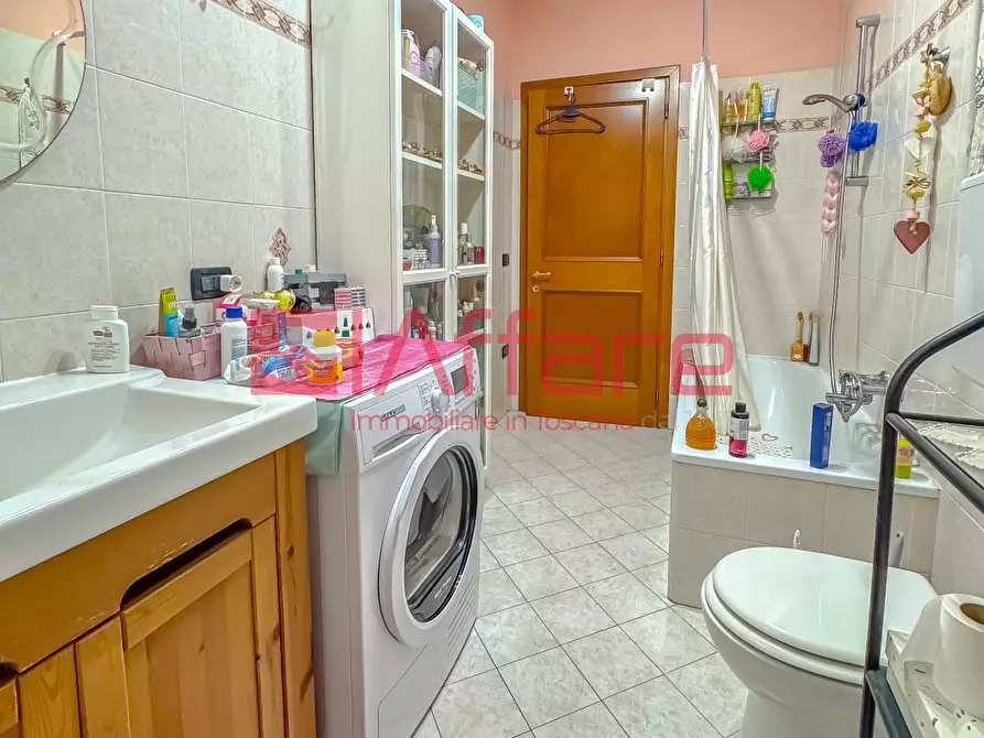 Immagine 17 di Appartamento in vendita  a Pieve A Nievole