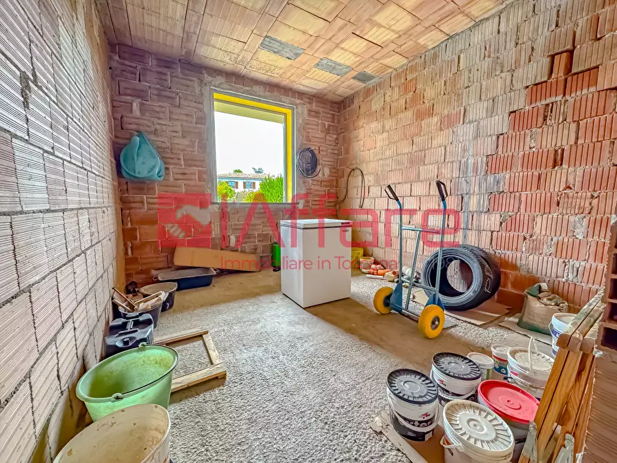 Immagine 20 di Appartamento in vendita  a Chiesina Uzzanese