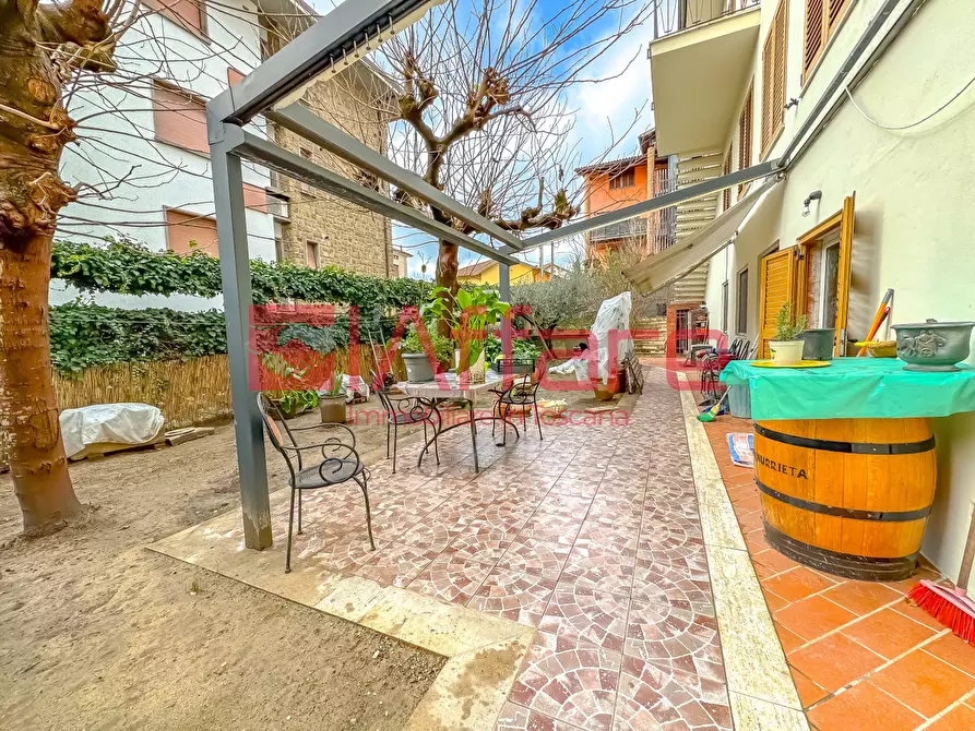 Immagine 46 di Villa in vendita  a Montecatini Terme