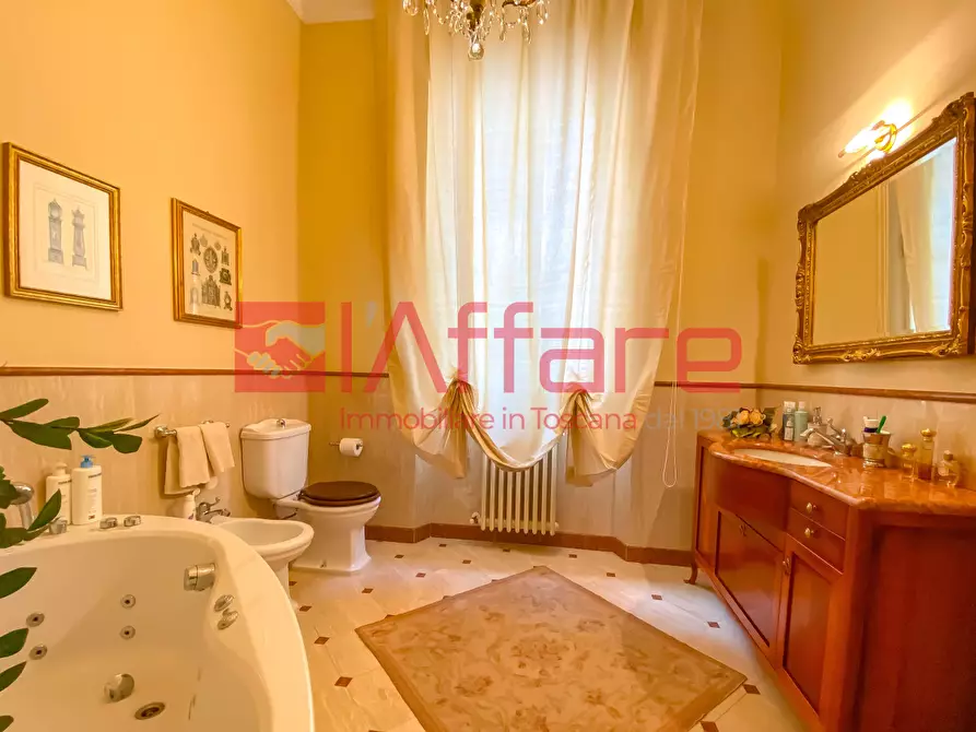 Immagine 39 di Casa indipendente in vendita  a Montecatini Terme