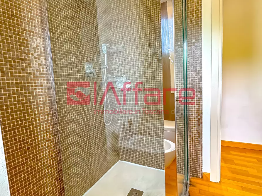 Immagine 10 di Appartamento in vendita  a Montecatini Terme