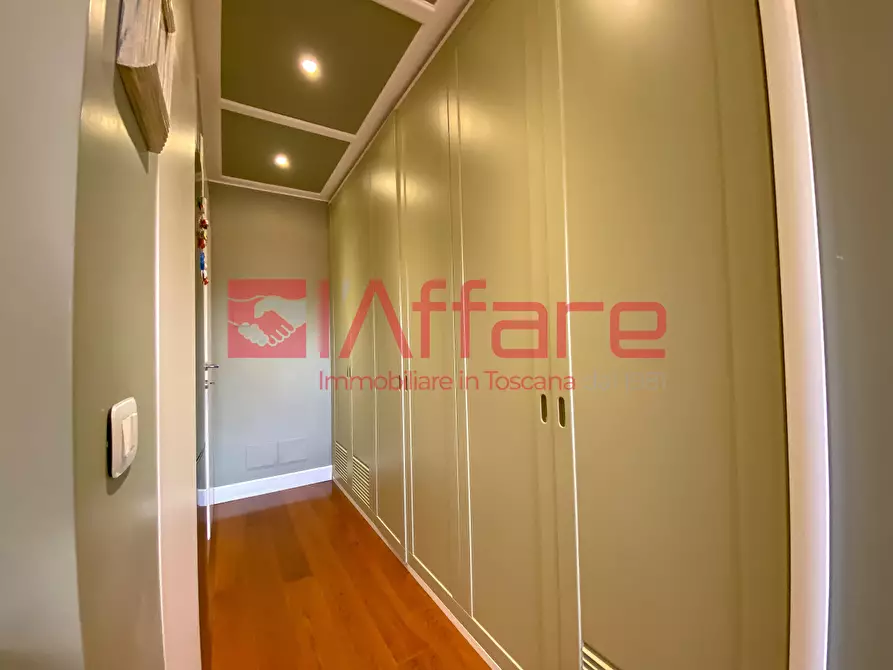 Immagine 19 di Appartamento in vendita  a Montecatini Terme