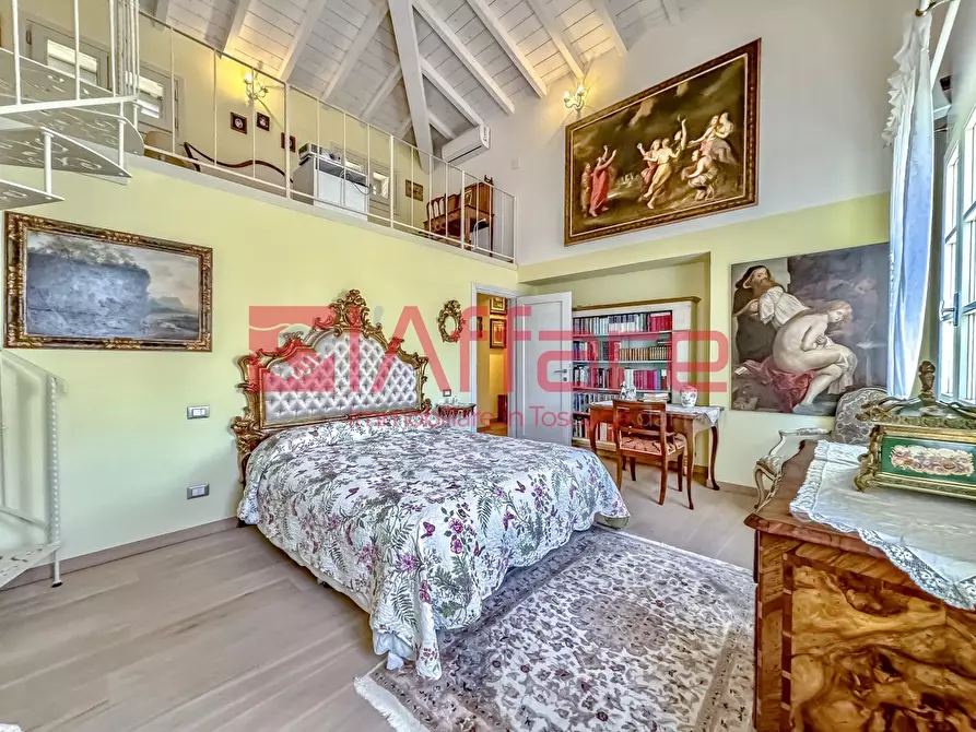 Immagine 29 di Villa in vendita  a Montecatini Terme