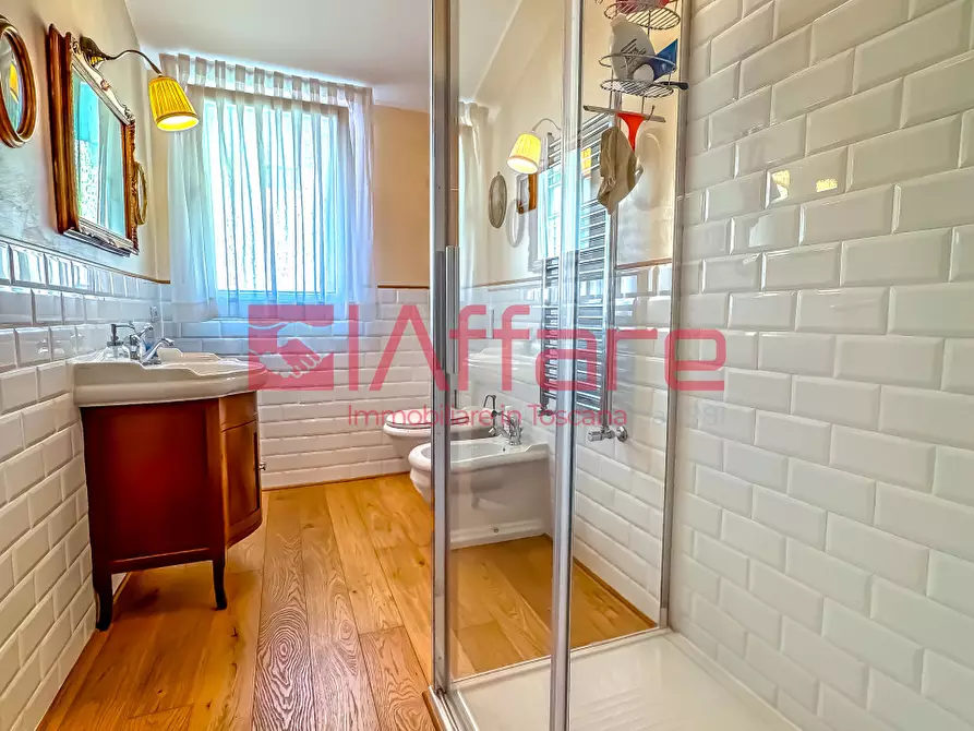 Immagine 28 di Villa in vendita  a Montecatini Terme