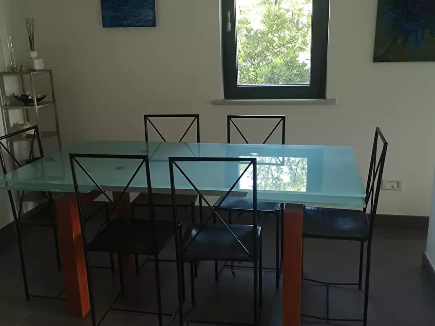 Immagine 33 di Terratetto in vendita  a Castelnuovo Magra