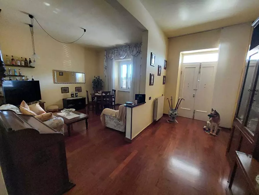 Immagine 1 di Casa semindipendente in vendita  a Castelnuovo Magra