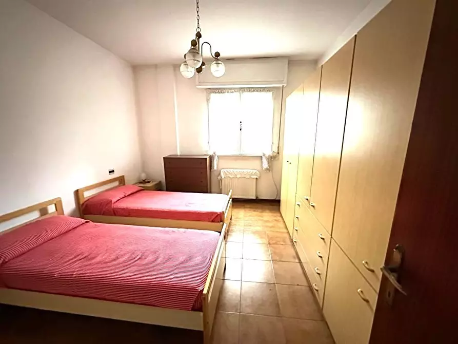 Immagine 15 di Appartamento in vendita  a Ortonovo