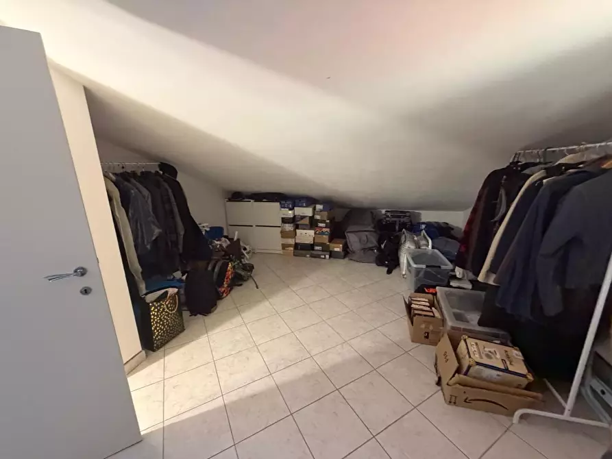 Immagine 22 di Villa in vendita  a Ortonovo