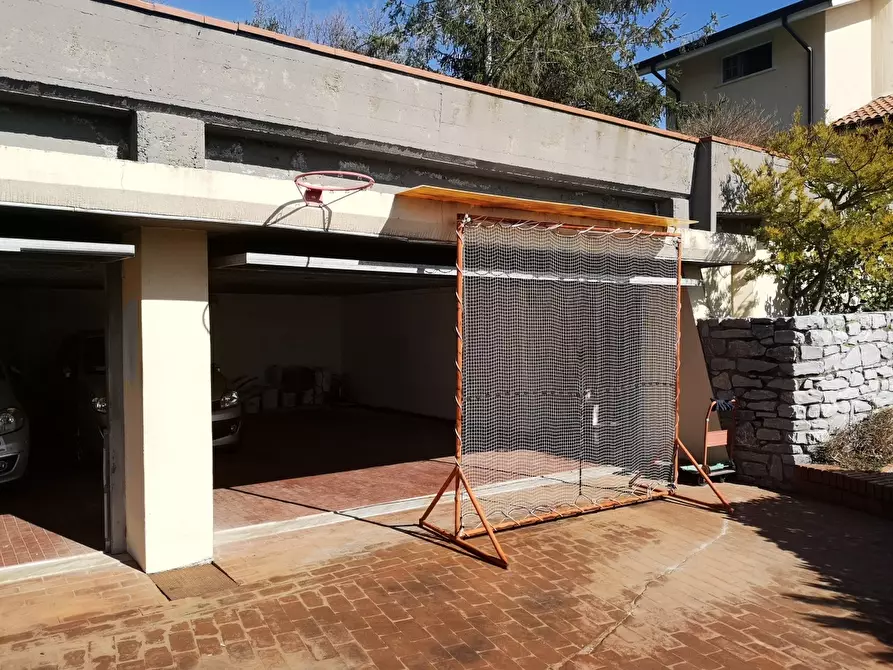 Immagine 13 di Villa in vendita  a Castelnuovo Magra