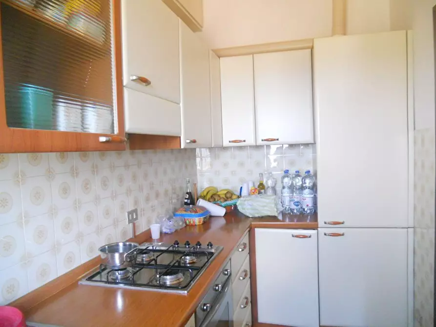 Immagine 9 di Casa semindipendente in vendita  a Ortonovo