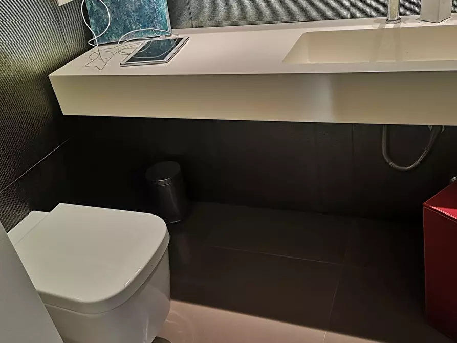 Immagine 36 di Terratetto in vendita  a Castelnuovo Magra