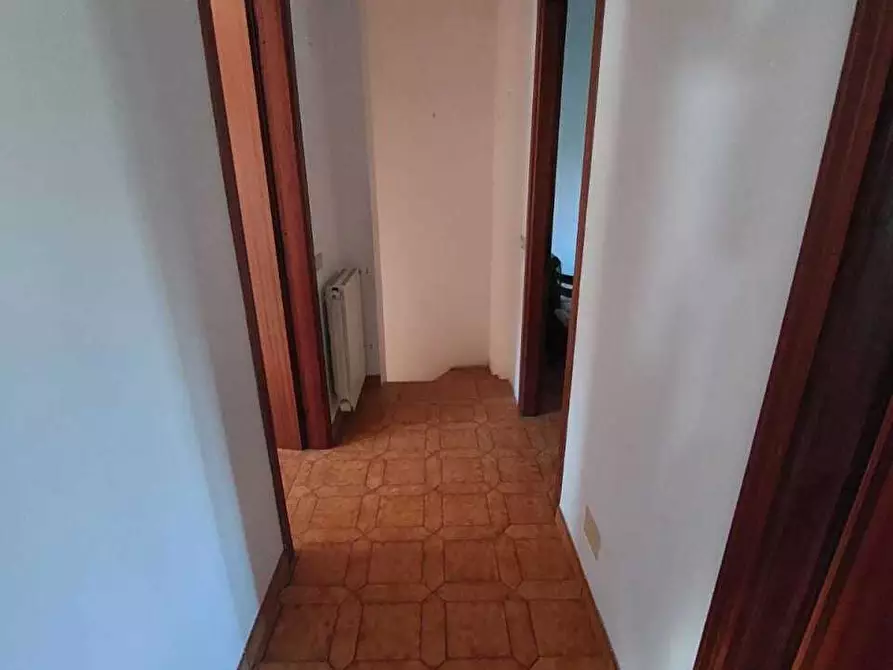 Immagine 5 di Casa semindipendente in vendita  a Ameglia