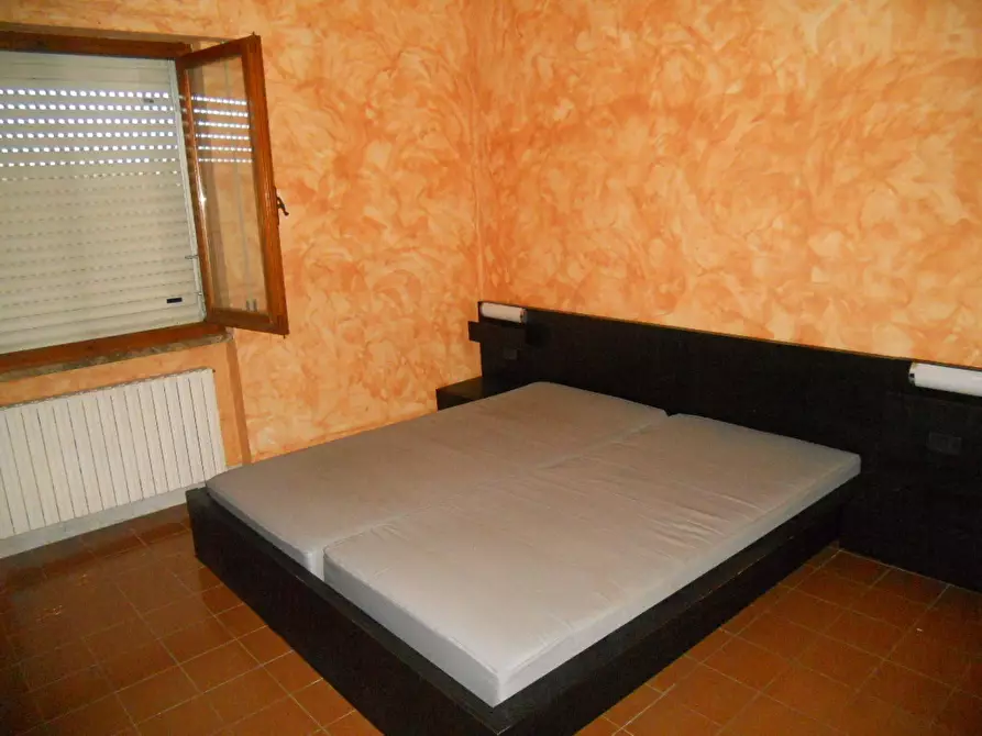 Immagine 30 di Casa indipendente in vendita  a Ortonovo