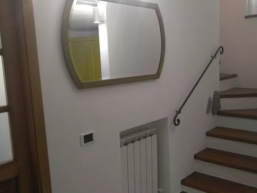 Immagine 16 di Terratetto in vendita  a Ortonovo