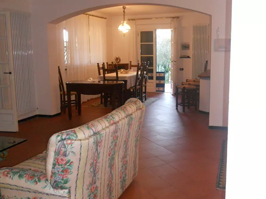 Immagine 82 di Villa in vendita  a Castelnuovo Magra