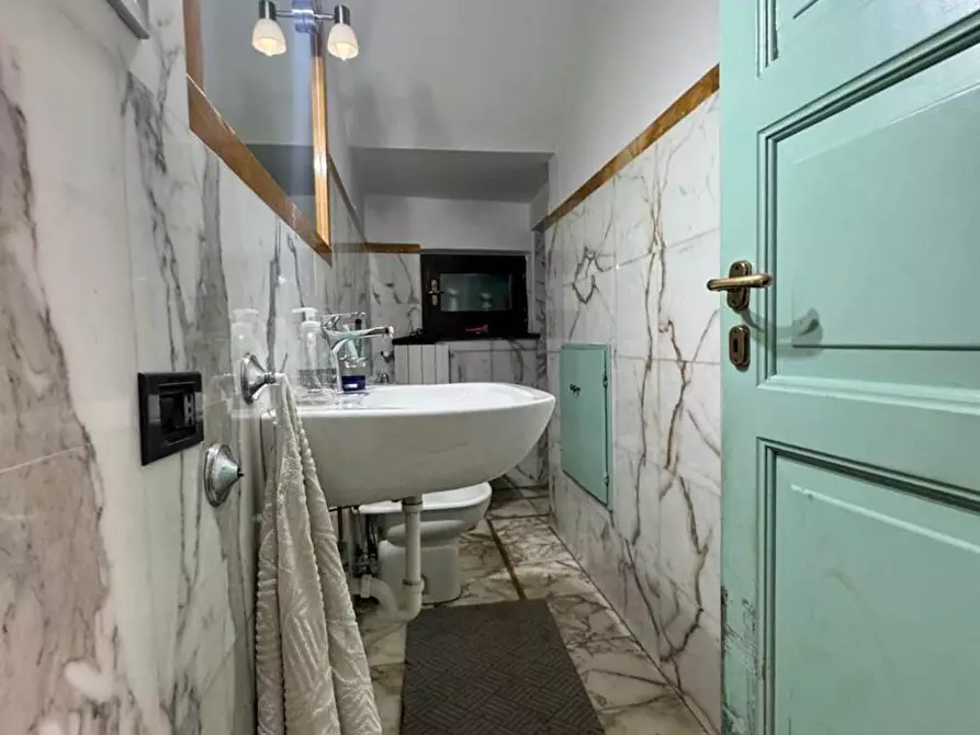 Immagine 12 di Casa indipendente in vendita  a Ortonovo
