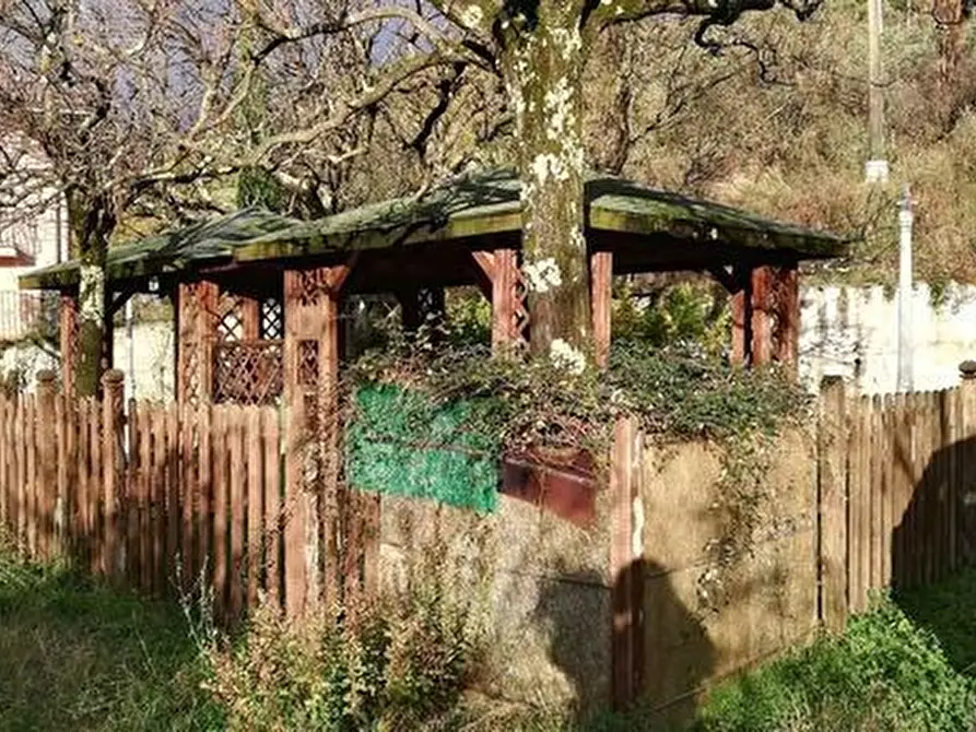 Immagine 11 di Villa in vendita  a Sarzana