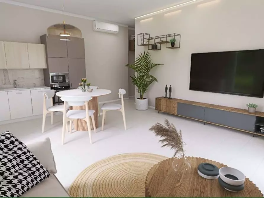 Immagine 2 di Appartamento in vendita  a Sarzana