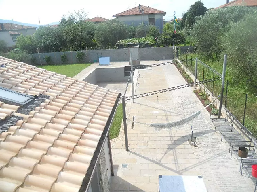 Immagine 52 di Terratetto in vendita  a Castelnuovo Magra