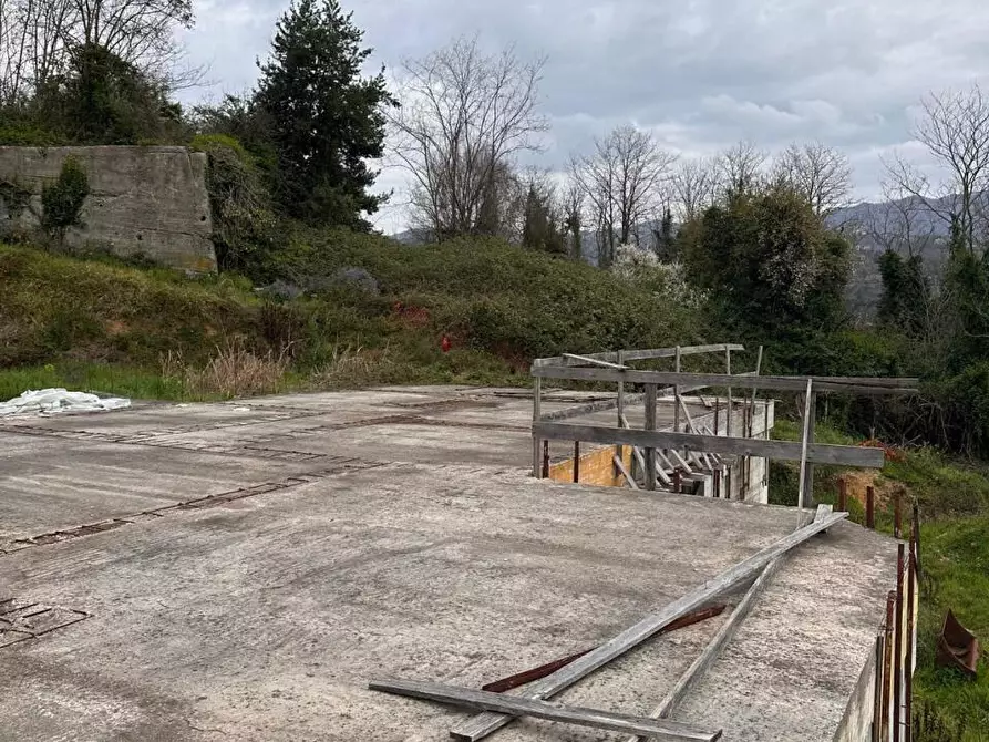 Immagine 7 di Villa in vendita  a Sarzana