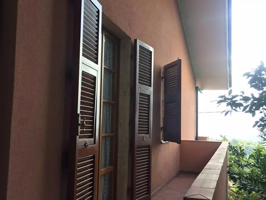 Immagine 6 di Villa in vendita  a Fosdinovo