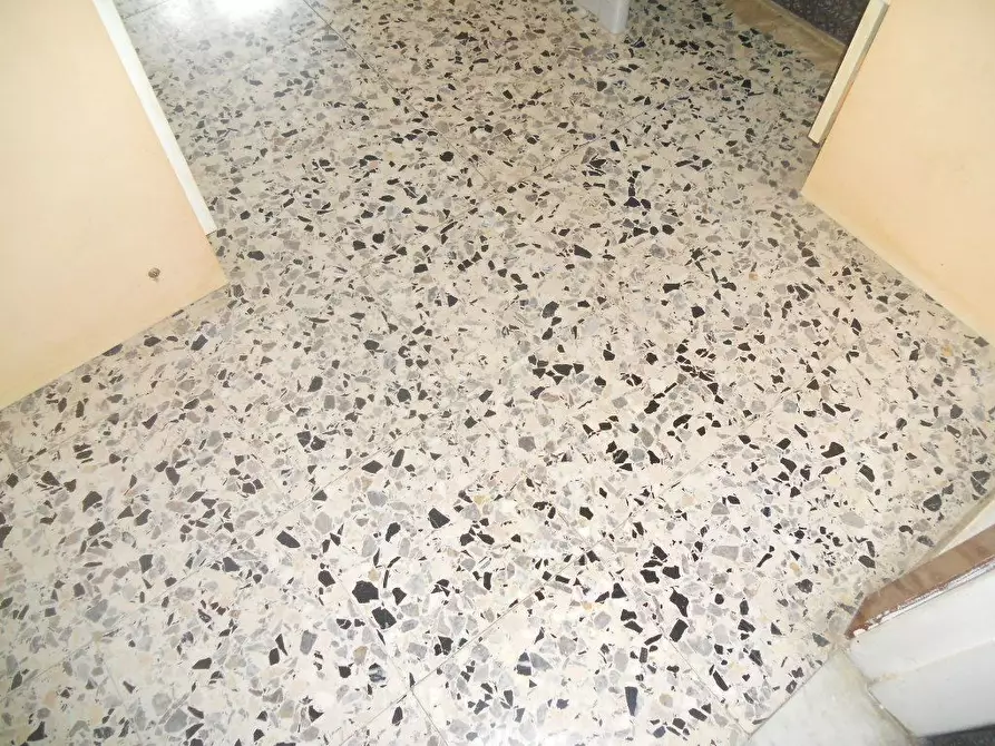 Immagine 30 di Villa in vendita  a Castelnuovo Magra