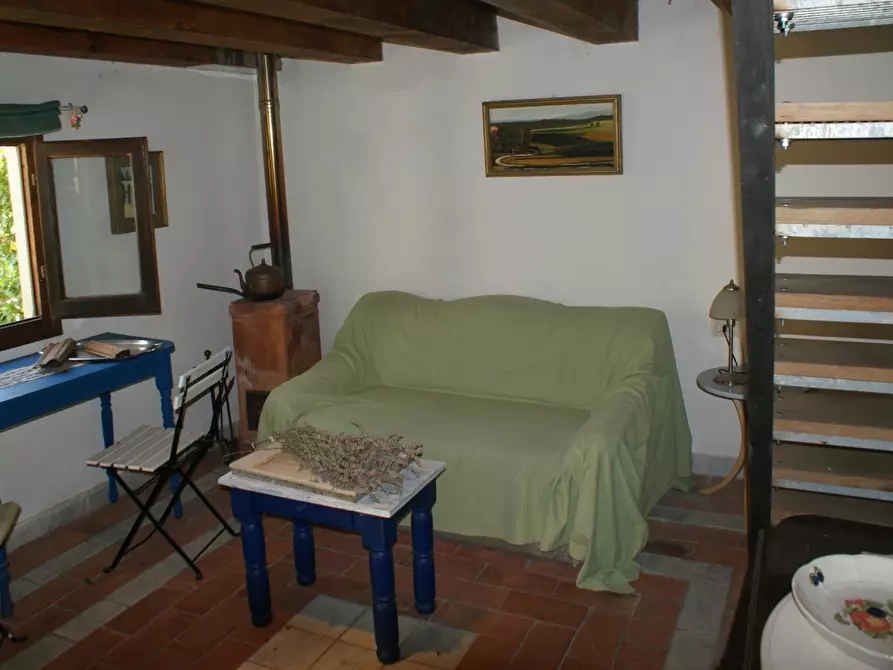 Immagine 13 di Casa indipendente in vendita  a Ortonovo