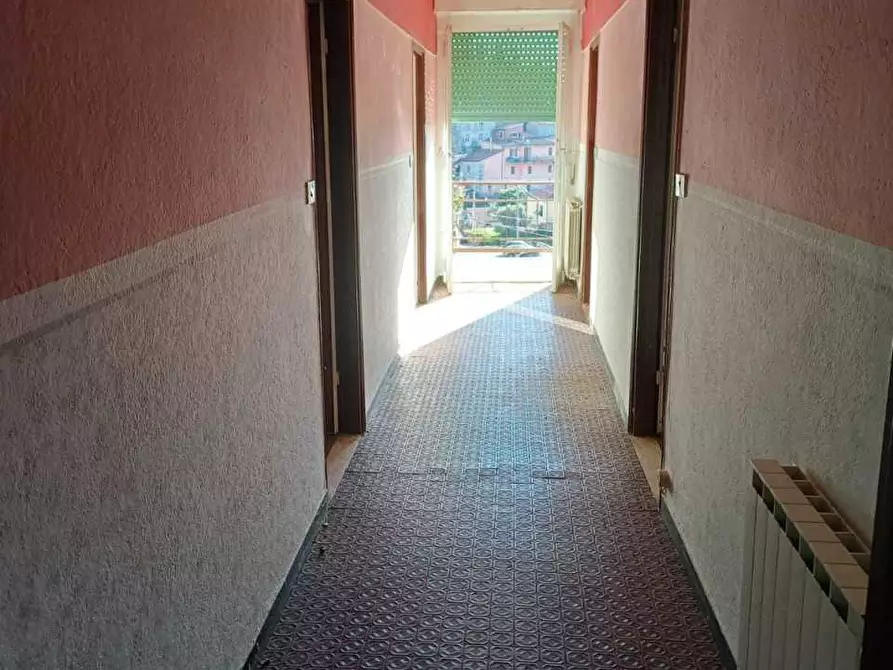 Immagine 14 di Casa indipendente in vendita  a Sarzana