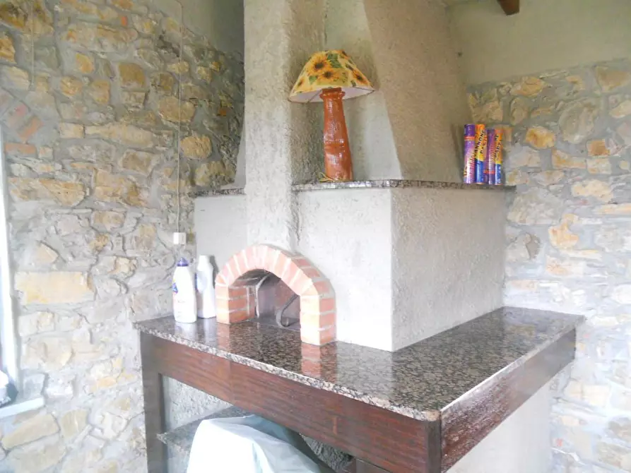 Immagine 56 di Villa in vendita  a Castelnuovo Magra