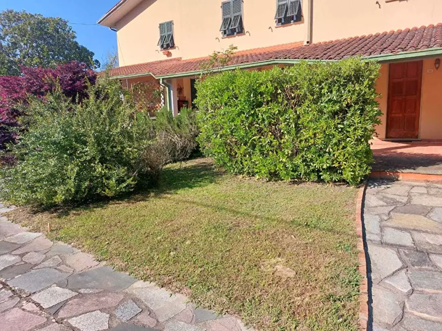 Immagine 27 di Casa semindipendente in vendita  a Ameglia