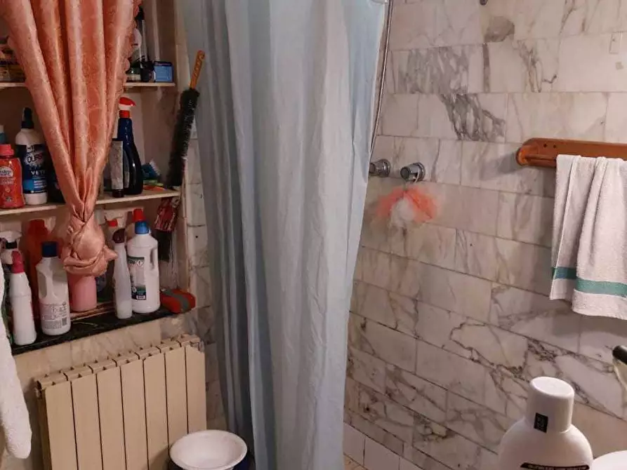 Immagine 20 di Casa semindipendente in vendita  a Ortonovo