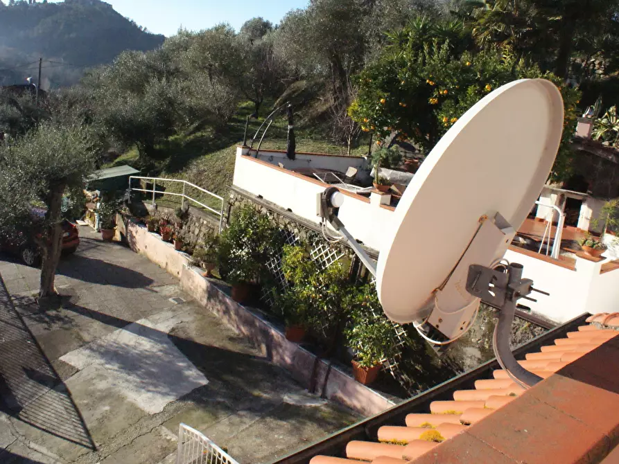 Immagine 12 di Terratetto in vendita  a Ortonovo