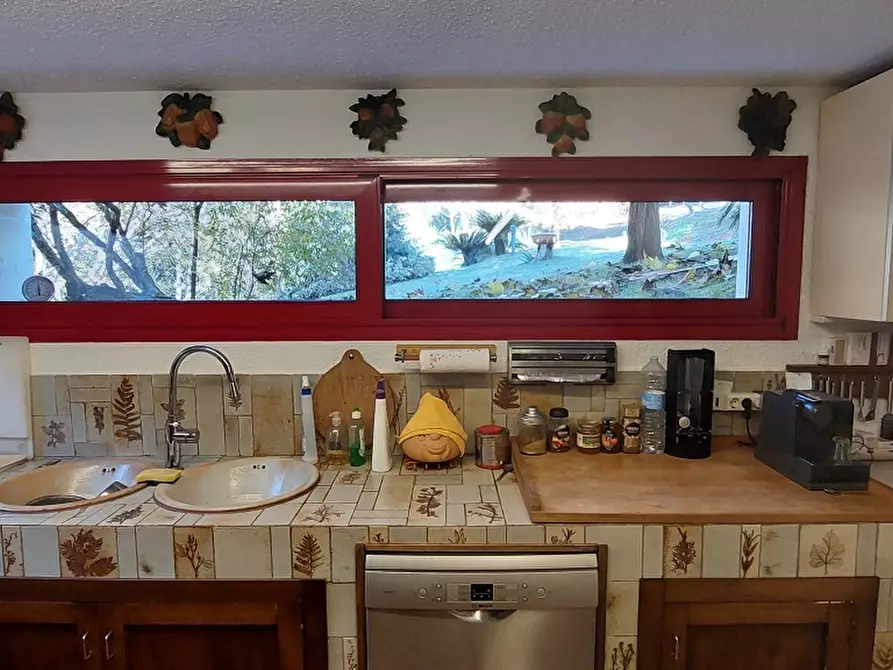 Immagine 25 di Villa in vendita  a Sarzana